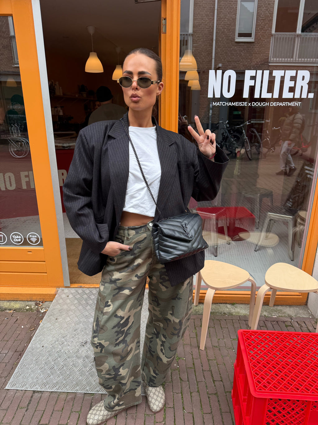 Camouflage cargojeans til kvinder med stretch-talje og afslappet hverdagsdesign | Honorine