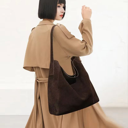 Crossbody taske kompakt læder lynlås | Mateo