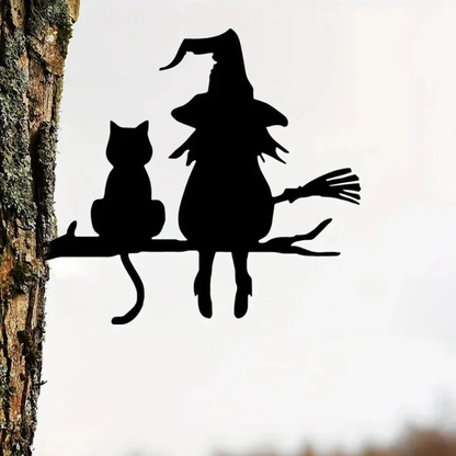Havedekoration med Heks og Kat Silhuet i Jern til Udendørs Haven | ShadowCharm
