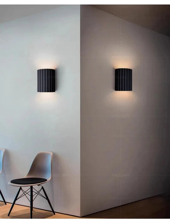 Væglampe med Moderne Resin LED Design | Veloria