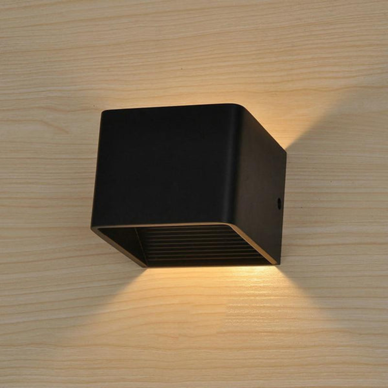 LED Væglampe Op- og Nedadgående Aluminium Indendørs | BeamAura