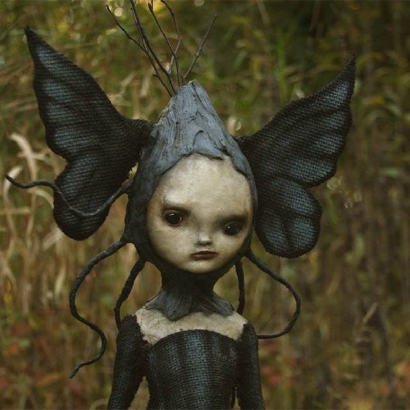 Gotisk Heksefigur med Dekorativ Stav Halloween Resin | ShadowHex