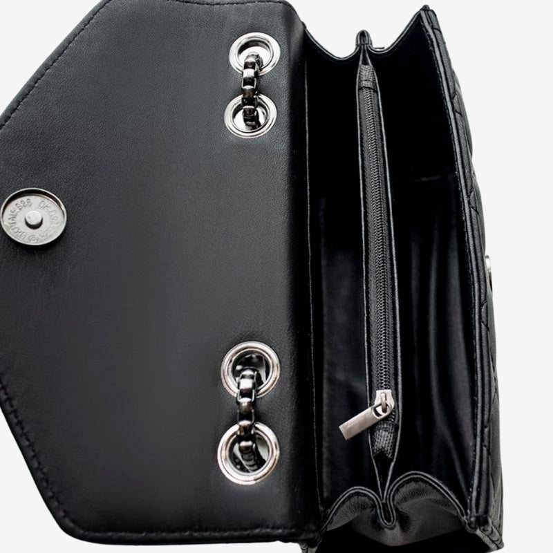 Skuldertaske Quiltet Læder Rummelig Elegant Design | Solvyn