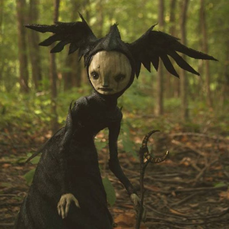 Gotisk Heksefigur med Dekorativ Stav Halloween Resin | ShadowHex