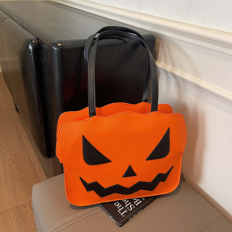 Skuldertaske med græskardesign kompakt PU taske til Halloween arrangementer | Ximena