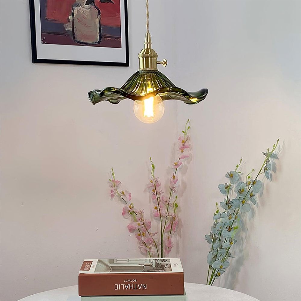 Pendellampe Hibiscus Glasdesign med tidløs elegance | Floravia