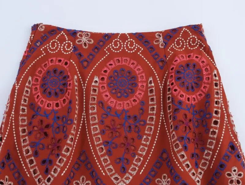 Top og Nederdel Broderet Boho Sommersæt | Camelia