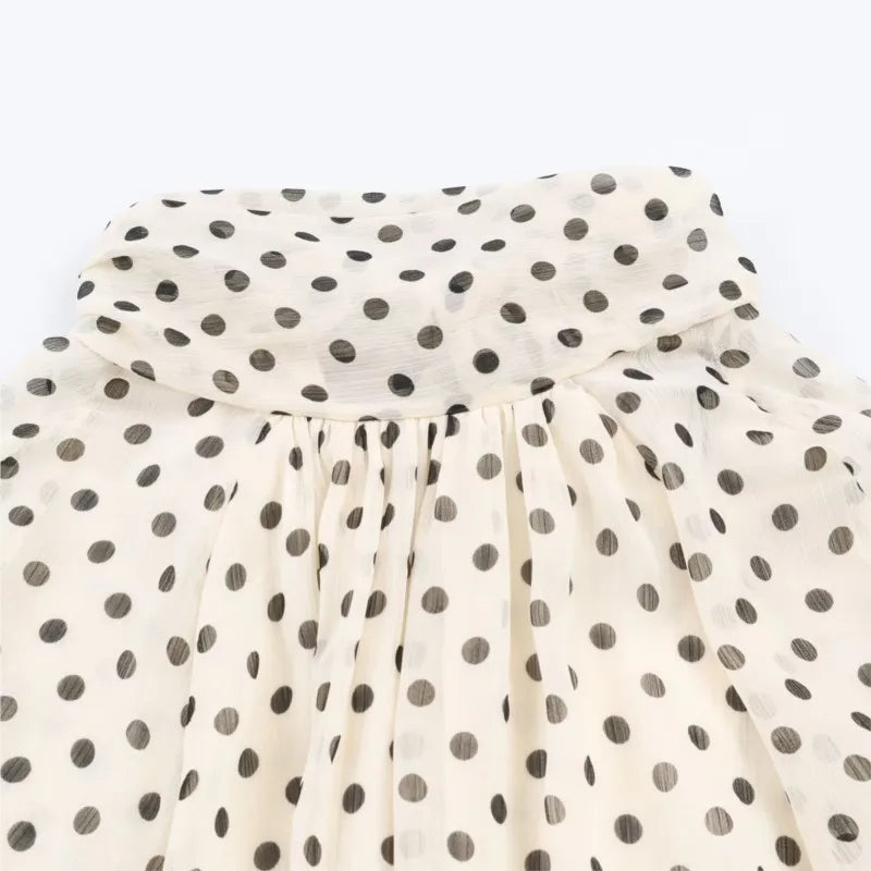 Bluse Polka Dot V-Neck Slim Fit | Elaris