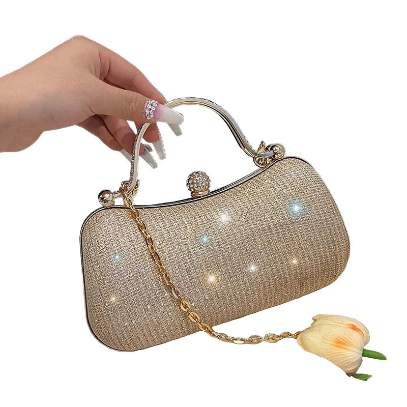 Elegant skuldertaske i PU-læder med kæderem | Isadora
