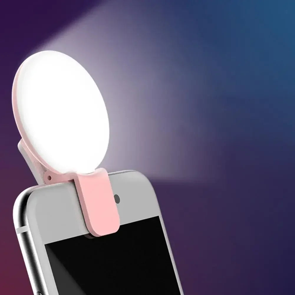 Kompakt LED selfie lys med klip og justerbart lysniveau | Lumina