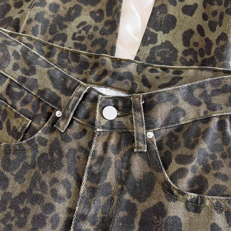 Flared Leopard-damejeans med høj talje, stretch, fuld længde og brede ben | Pauline