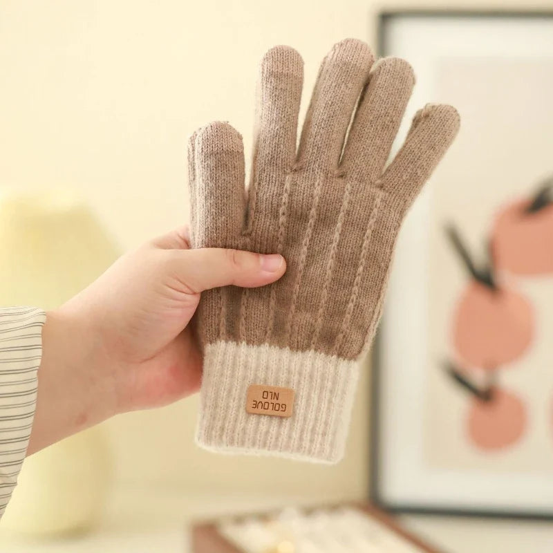 Strikkede unisex vinterhandsker med touchscreen blød plysoverflade og kontrastdetaljer | Patrice