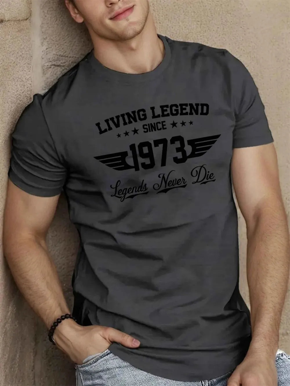Kaelor – Letvægts T-shirt med 1973 Print Komfort til Sommer