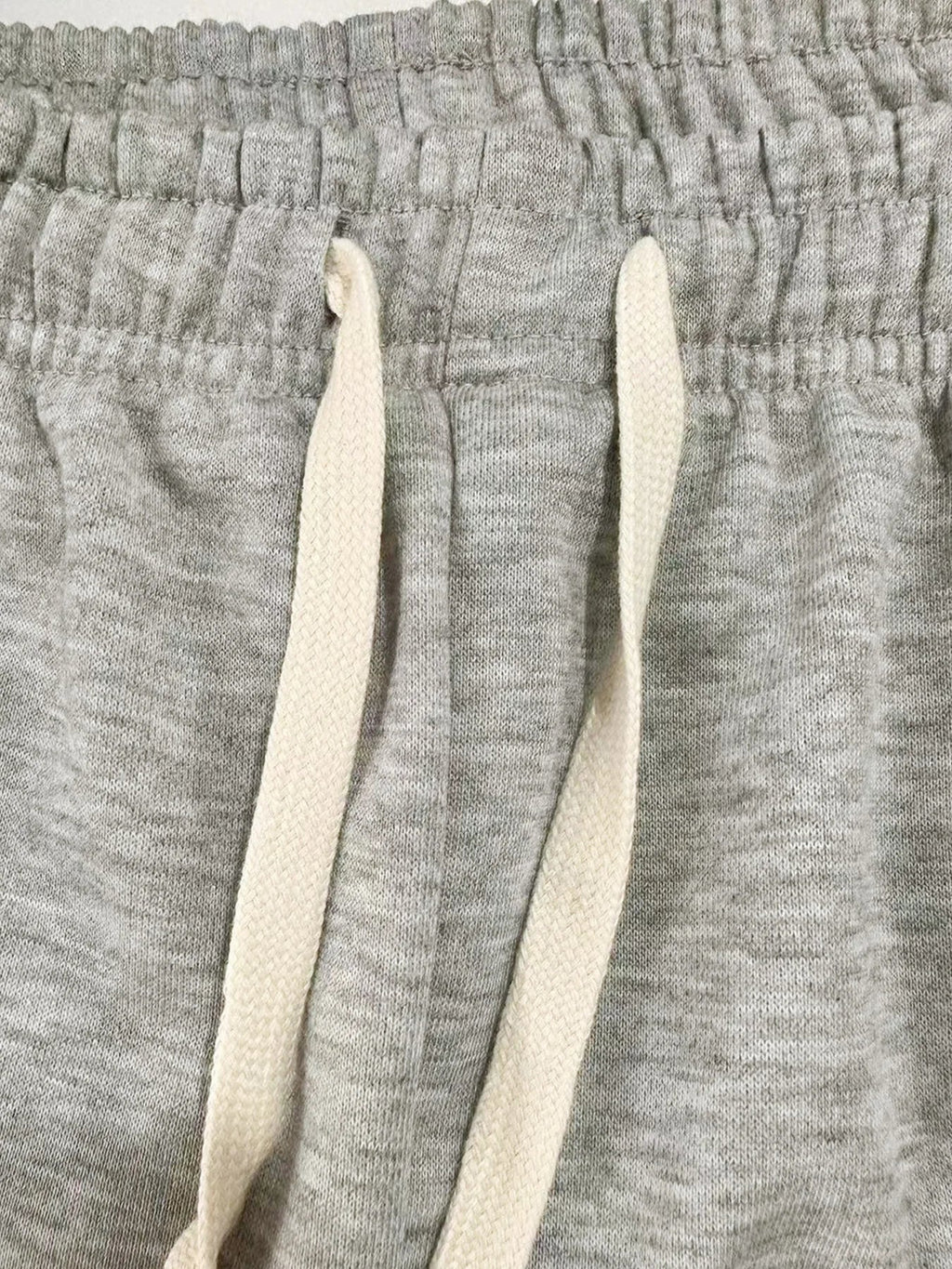 Løse joggingbukser til mænd med elastisk talje og bogstavdetaljer | Grégoire
