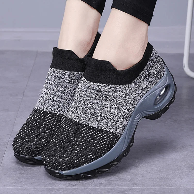 Praktiske slip-on damesko i mesh med gummiydersål | Velise