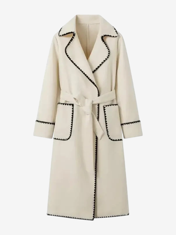 Elegant lang trenchcoat med justerbar talje og sidelommer | Disty
