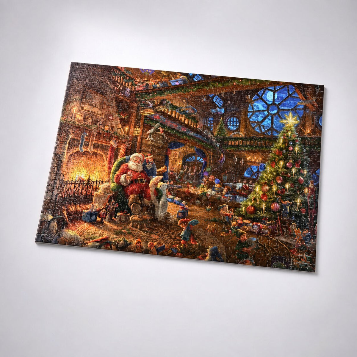 Julepuslespil adventskalender med dekorativt motiv og plakat | Pulucía