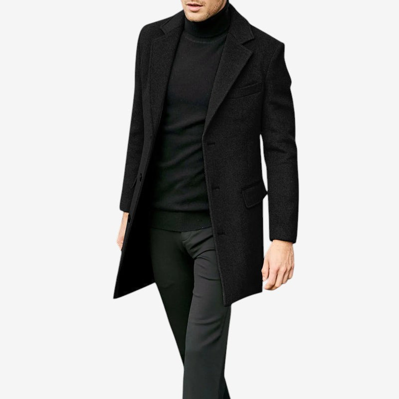 Elegant herremantel i uld med reverskrave og knaplukning | Sylvester